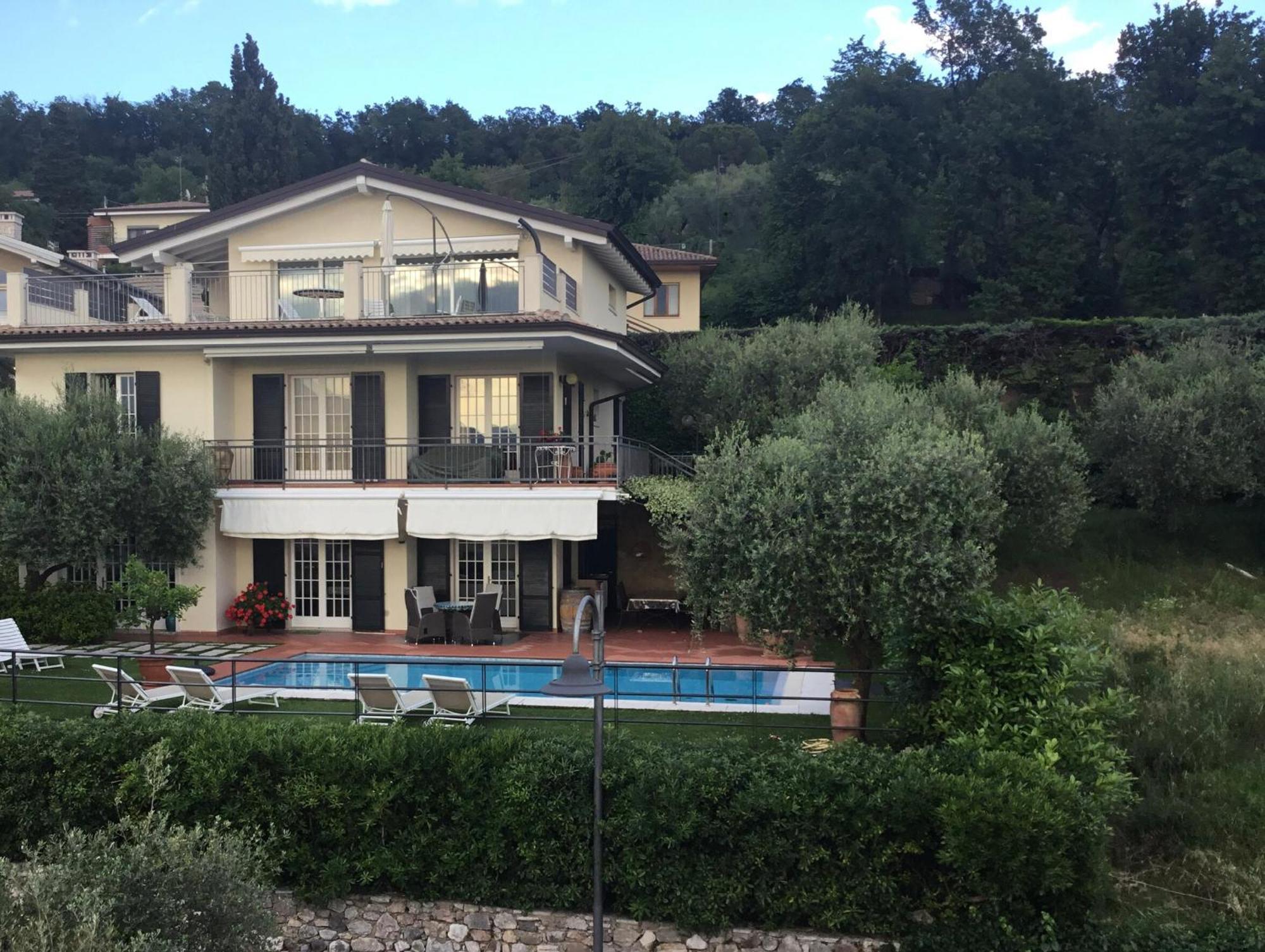Villa Ca Bianca Torri Del Benaco Exteriér fotografie